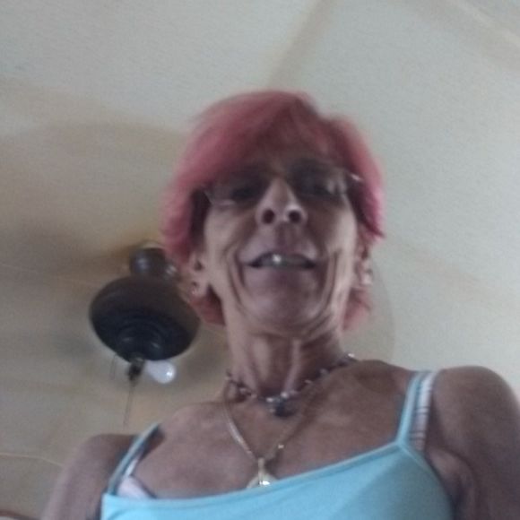 Meet your Posher, Paula - Picture 1 of 1